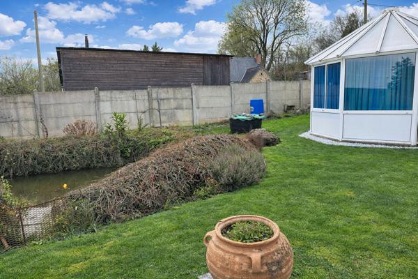 Maison en pierre 151 m² SAINT GEORGES BUTTAVENT