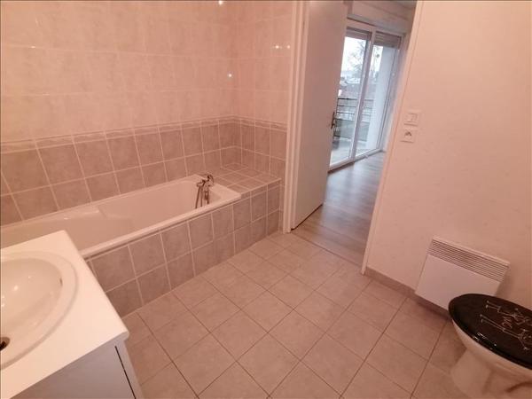Appartement à louer 648 € CC Tours 2 p 49 m² DPE C