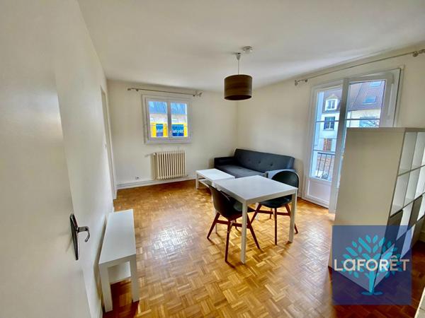 Location appartement Étampes - 1 pièce(s) - 34 m² - 680 €/mois