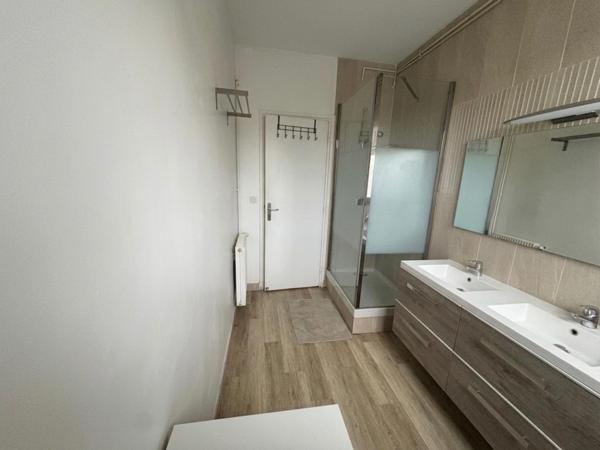 Appartement à ROUEN, 76000 - 3 pièces 77m²
