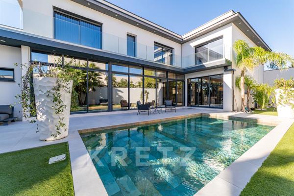 Villa contemporaine en bord de mer