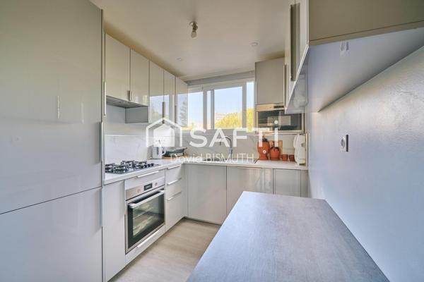 Appartement 4 pièces 3 chambres de 78 m2 avec une place de parking et une cave au sous sol situé à Asnières sur Seine