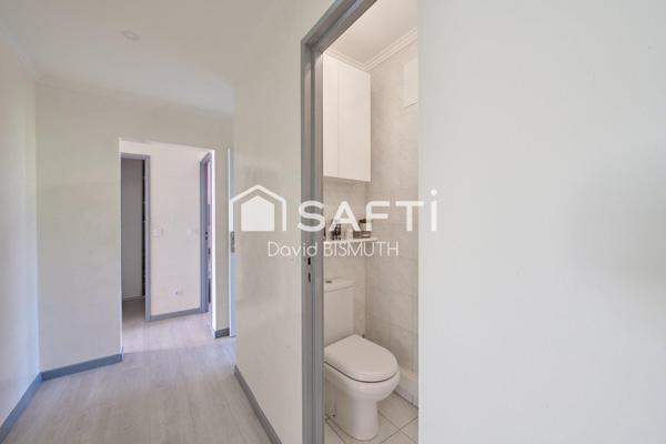 Appartement 4 pièces 3 chambres de 78 m2 avec une place de parking et une cave au sous sol situé à Asnières sur Seine