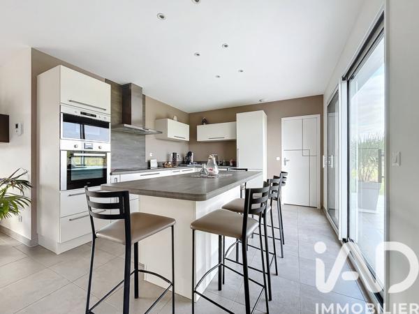 Maison à vendre 6 pièces 145 m² Les Montils