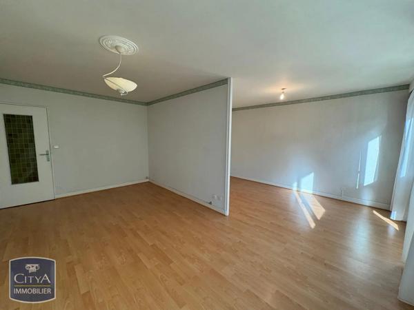 Appartement à louer 4 pièces 79.59m² Le Mans (72000)