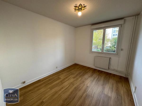 Appartement à louer 4 pièces 79.59m² Le Mans (72000)