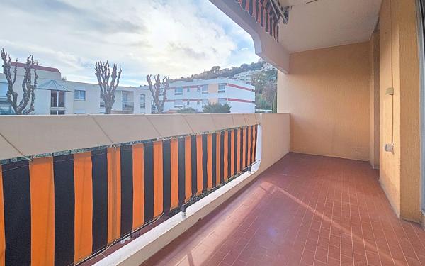 Appartement à vendre    3 pièces • 70 m2 Saint-Laurent-du-Var