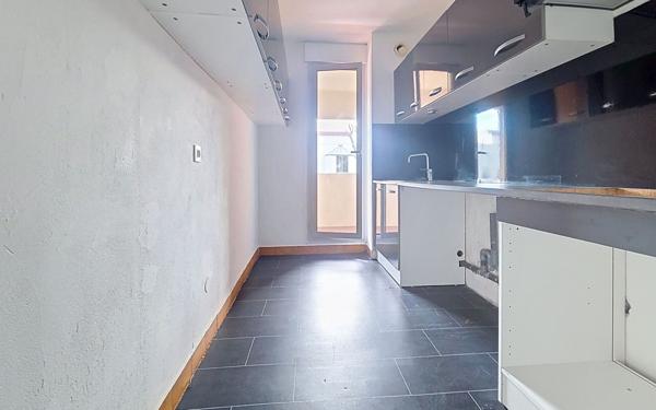 Appartement à vendre    3 pièces • 70 m2 Saint-Laurent-du-Var