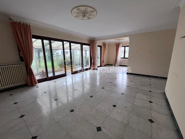 Vente Maison157 m² - 5 Pièces - CARBON BLANC (33560)