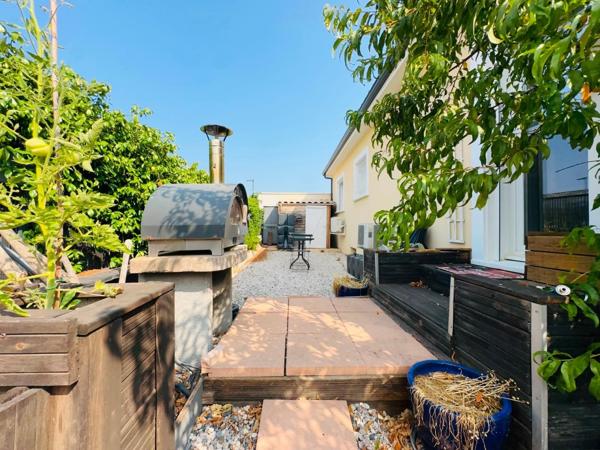 Une villa de plain-pied moderne, économe en énergie et prête à vivre, dans un environnement calme à Bédarieux.