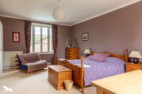 Maison à vendre |  Saint-Yrieix-la-Perche |  10 pièces | 260 m²