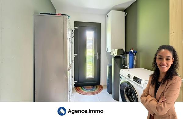 À vendre - Maison, 5 pièces située à Saint-Bonnet-sur-Gironde (17150)