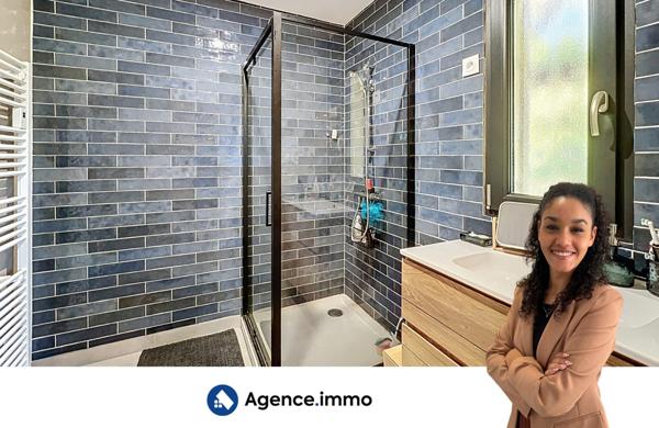 À vendre - Maison, 5 pièces située à Saint-Bonnet-sur-Gironde (17150)