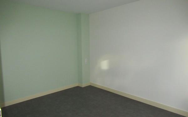 Appartement à louer    2 pièces • 45,42 m2 Saint-Yrieix-la-Perche