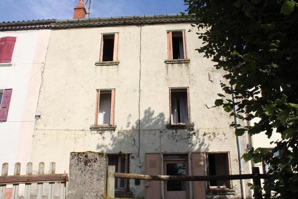 Exclusivité Maison Luc 5 pièce(s) 143 m2 avec jardin sur le chemin de Robert Louis Stevenson
