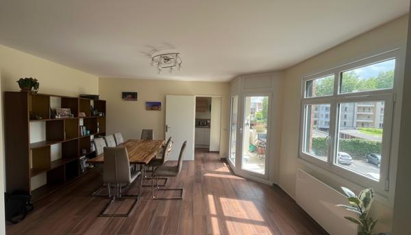 T3 83 m² – Balcon sud-ouest, parking, résidence sécurisée – Lille/Lambersart (Bois-Blancs)