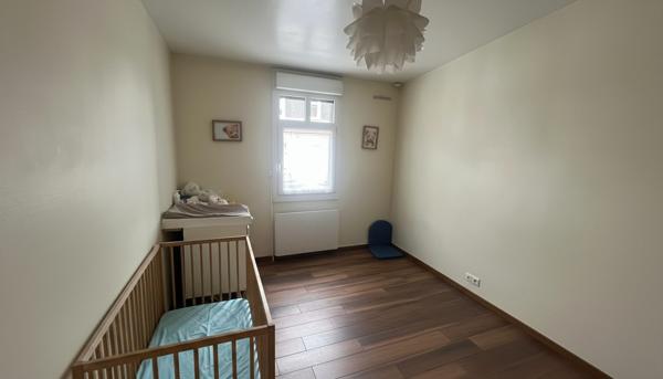 T3 83 m² – Balcon sud-ouest, parking, résidence sécurisée – Lille/Lambersart (Bois-Blancs)