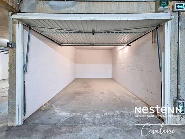 Appartement Cavalaire-sur-Mer 3 pièce(s) 61 m² avec terrasse, garage et place de stationnement en en centre ville et proche des plages