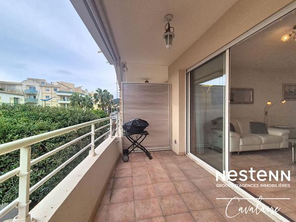 Appartement Cavalaire-sur-Mer 3 pièce(s) 61 m² avec terrasse, garage et place de stationnement en en centre ville et proche des plages