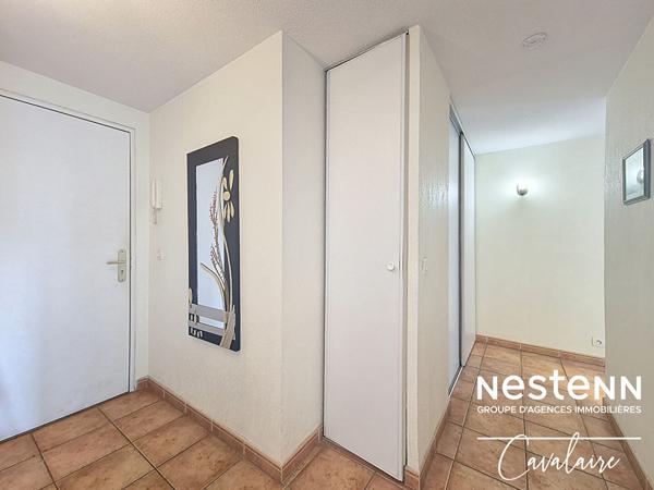 Appartement Cavalaire-sur-Mer 3 pièce(s) 61 m² avec terrasse, garage et place de stationnement en en centre ville et proche des plages