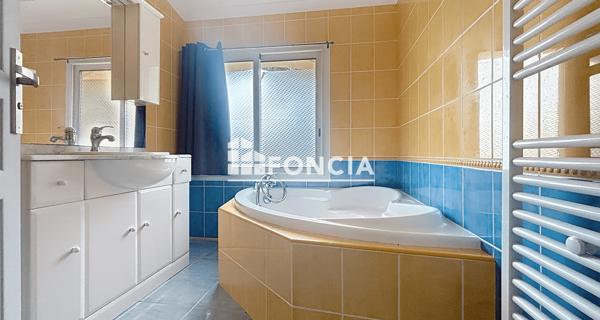 À vendre Maison 3 pièces 93.5 m² - Sommières 30250
