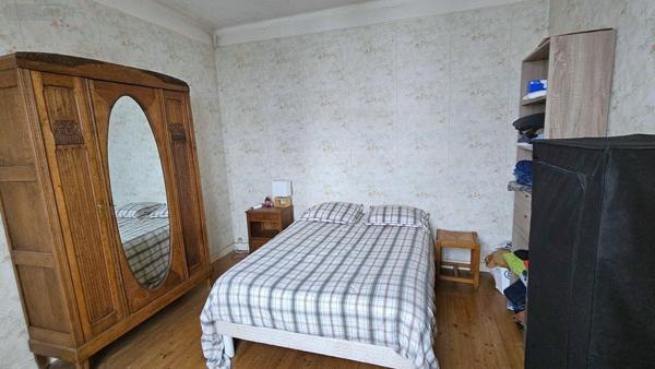 Maison individuelle à vendre à Vitry-le-François dans la Marne (51300), ref : 51081/946