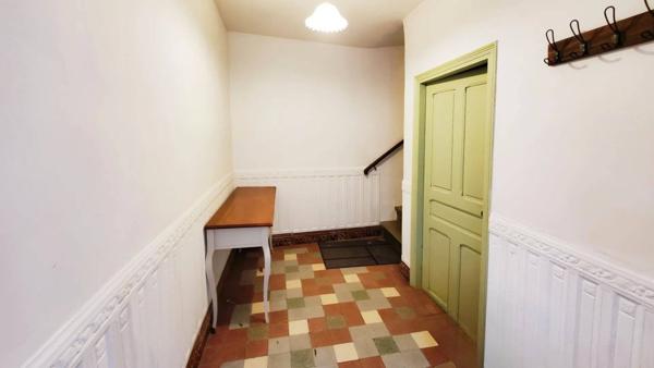 Charmante maison de village avec garage et terrasse