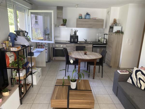 Maison
         3 pièces
        - 54 m² Exclusivité 160 000 € *