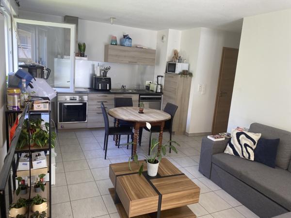Maison
         3 pièces
        - 54 m² Exclusivité 160 000 € *