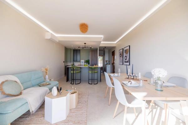 Appartement de 3 pièces au dernier étage avec terrasse et vue mer