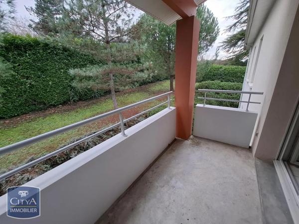 Appartement à louer 2 pièces 36.04m² Layrac (47390)
