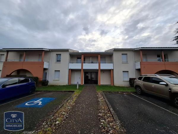 Appartement à louer 2 pièces 36.04m² Layrac (47390)
