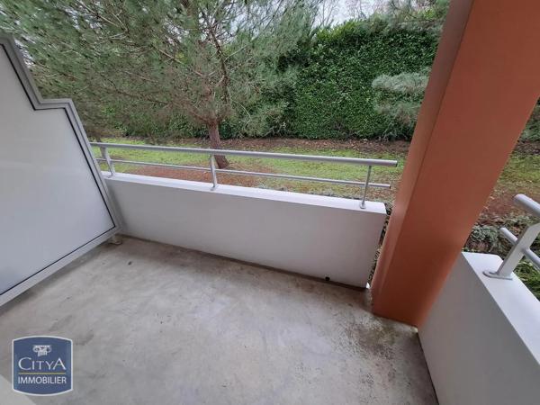 Appartement à louer 2 pièces 36.04m² Layrac (47390)