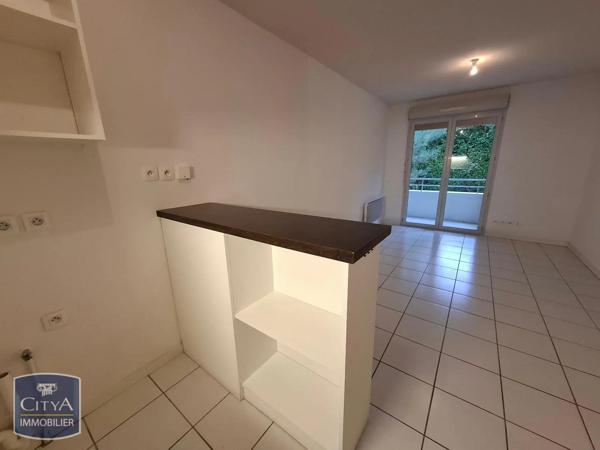 Appartement à louer 2 pièces 36.04m² Layrac (47390)