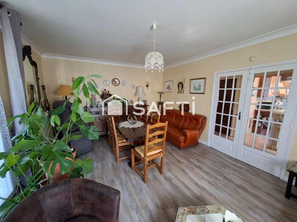 Maison familiale avec sous-sol total – 4 chambres