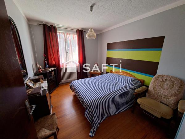 Maison familiale avec sous-sol total – 4 chambres