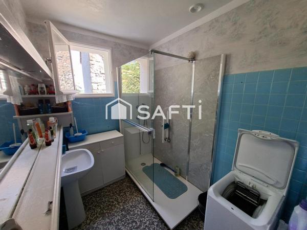 Maison familiale avec sous-sol total – 4 chambres