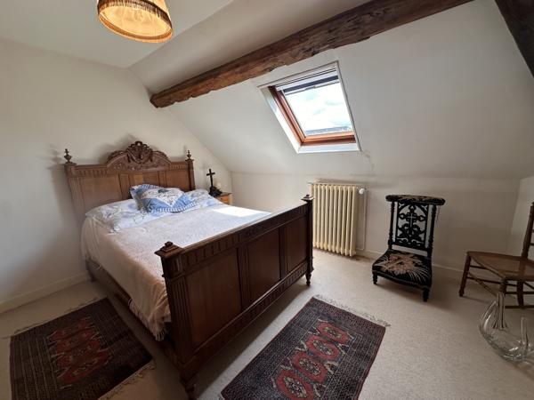 Maison
         7 pièces
        - 250 m² 439 000 € *