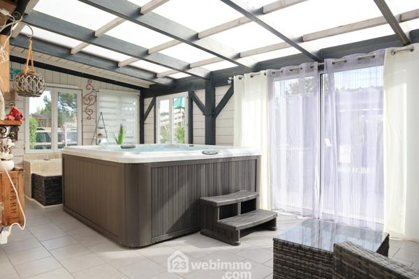 Maison 185 m² à Gençay 86160