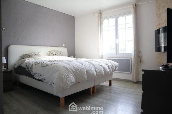 Maison 185 m² à Gençay 86160