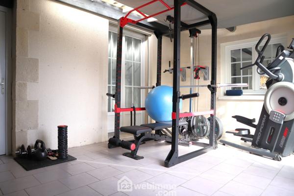 Maison 185 m² à Gençay 86160