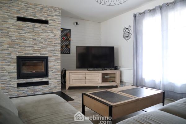 Maison 185 m² à Gençay 86160