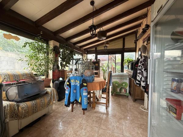 Spacieuse villa avec garage