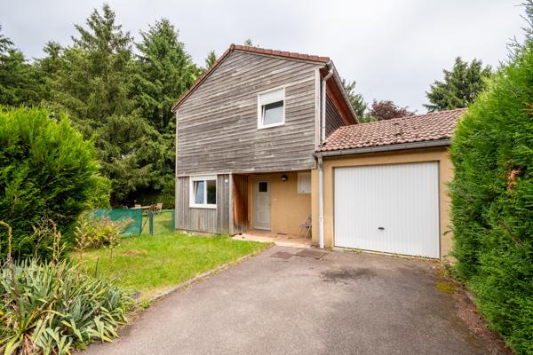 Maison
         4 pièces
        - 88 m² Exclusivité 198 500 € *