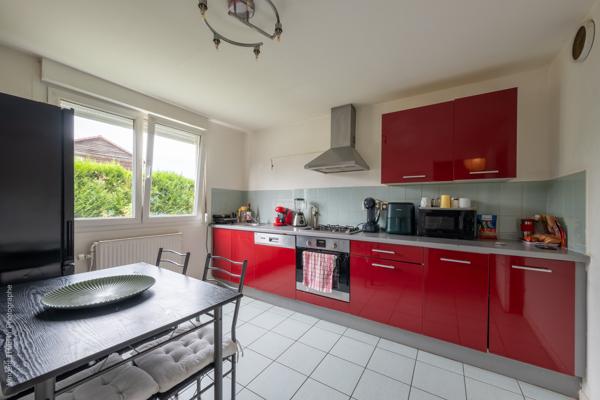 Maison
         4 pièces
        - 88 m² Exclusivité 198 500 € *