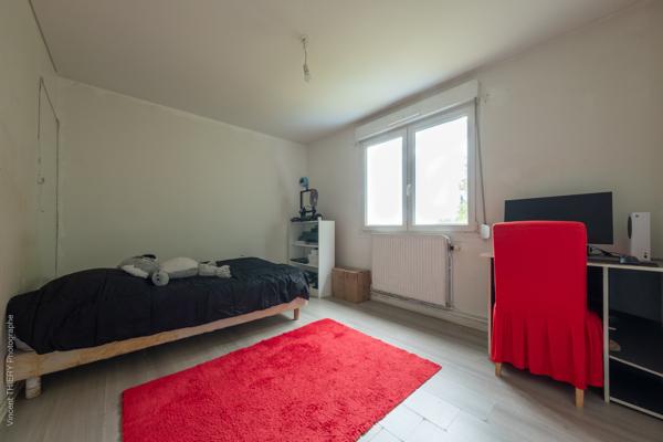 Maison
         4 pièces
        - 88 m² Exclusivité 198 500 € *