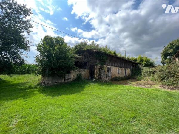 ANCIEN CORPS DE FERME SUR 20ha30ca72a