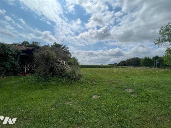 ANCIEN CORPS DE FERME SUR 20ha30ca72a