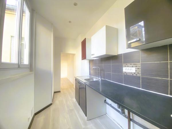 03200 VICHY – APPARTEMENT 3 PIÈCES