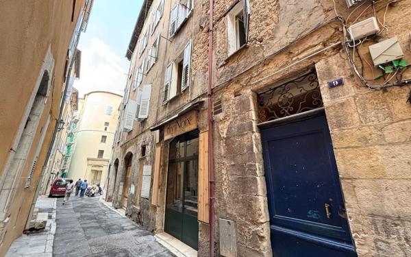 Appartement à vendre    2 pièces • 56,10 m2 Grasse